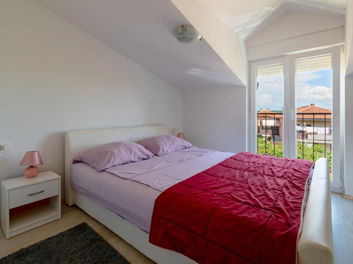 Apartments Goran By Rent Istria Umag Bagian luar foto